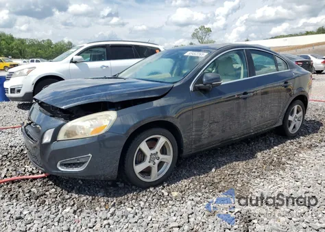 2012 Volvo S60 T5 z USA, uszkodzony, nr VIN YV1622FS8C2036191